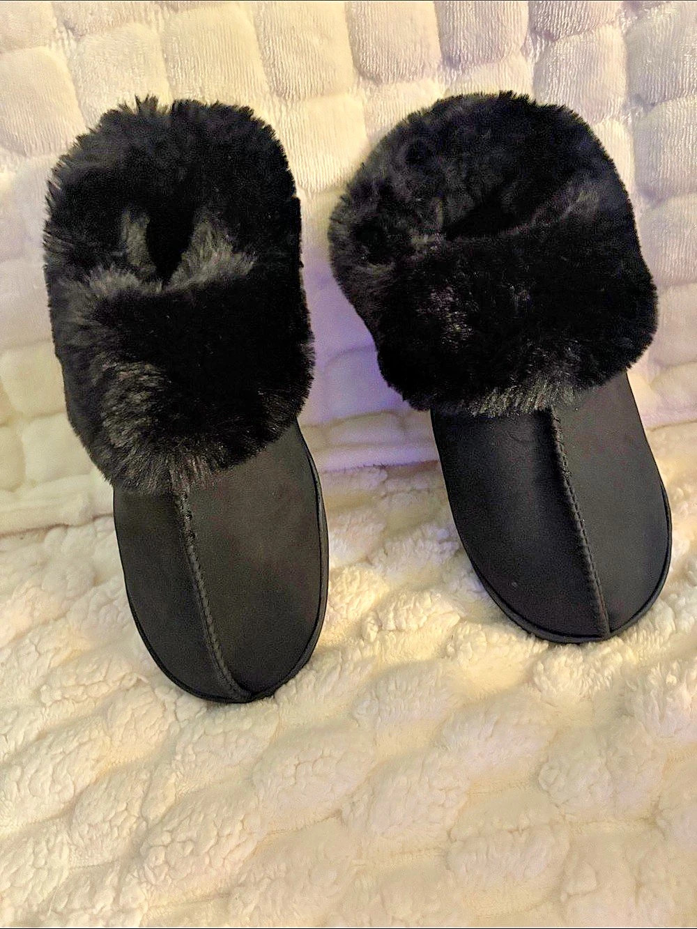 Lauren Conrad Black Faux Fur Slippers Like New